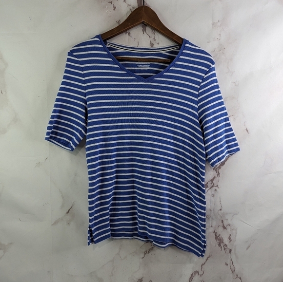 Chicos T Shirt Women 1 Medium White Blue Striped Tee Round Neck Nautical - Picture 1 of 8